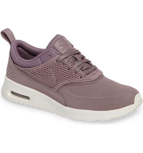 sneakers nike air max thea jolie aus perforiertem leder|Nike Air Max Thea Premium Women's Shoes.